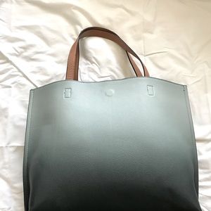Green Ombré tote w/pouch VEGAN-NWT